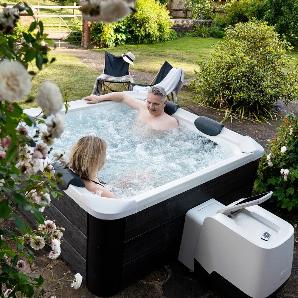 JACUZZI