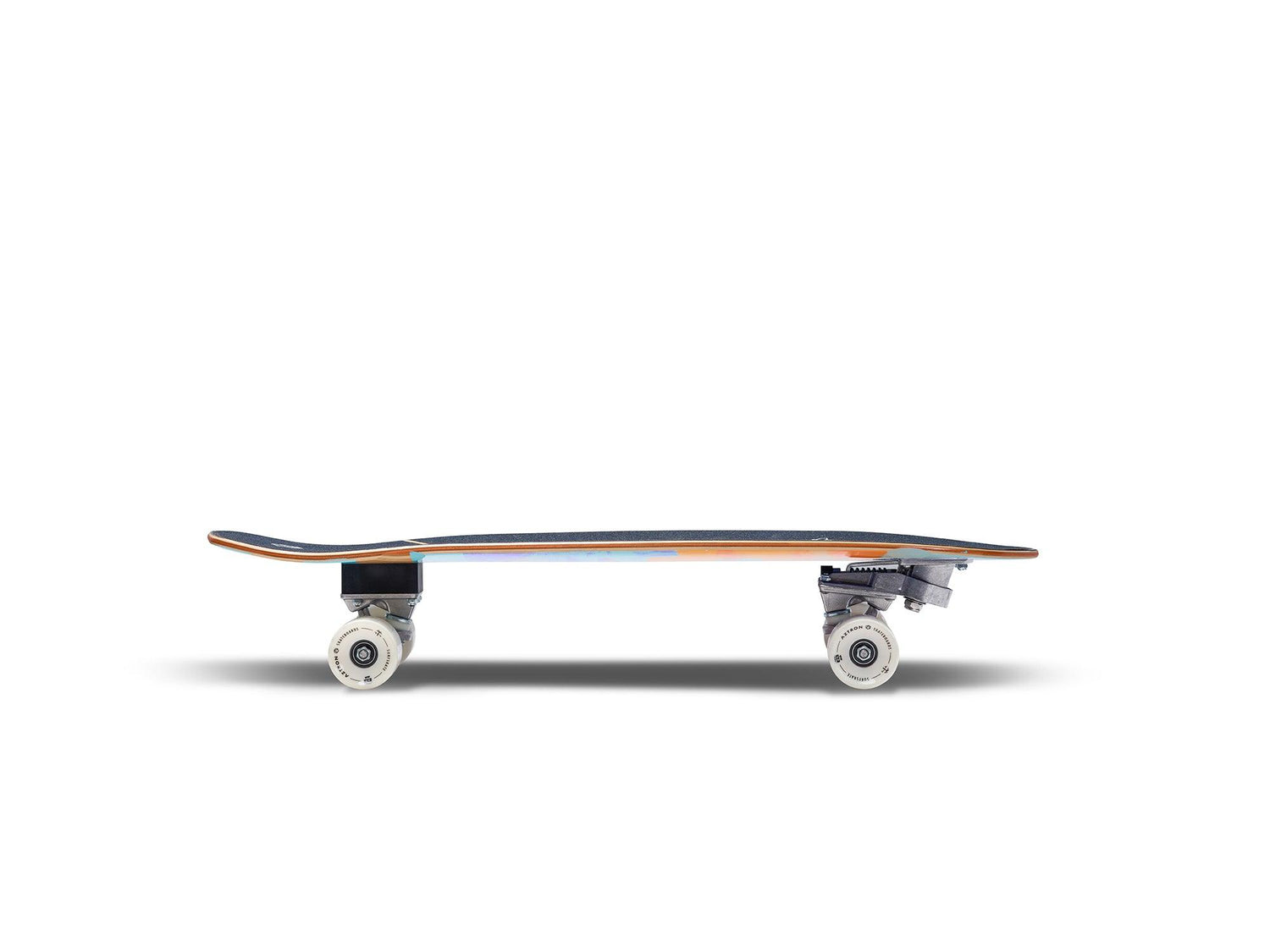 Viking Fitness Surfskate IN.SCAPE 32-inch skateboard with black deck and white wheels, designed for smooth surfing-style rides.