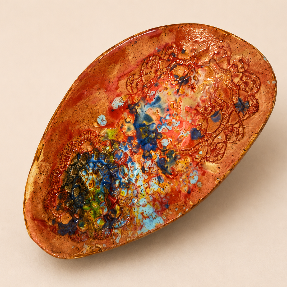 Handmade Artisan Plate – Large (Approx. 20 cm)