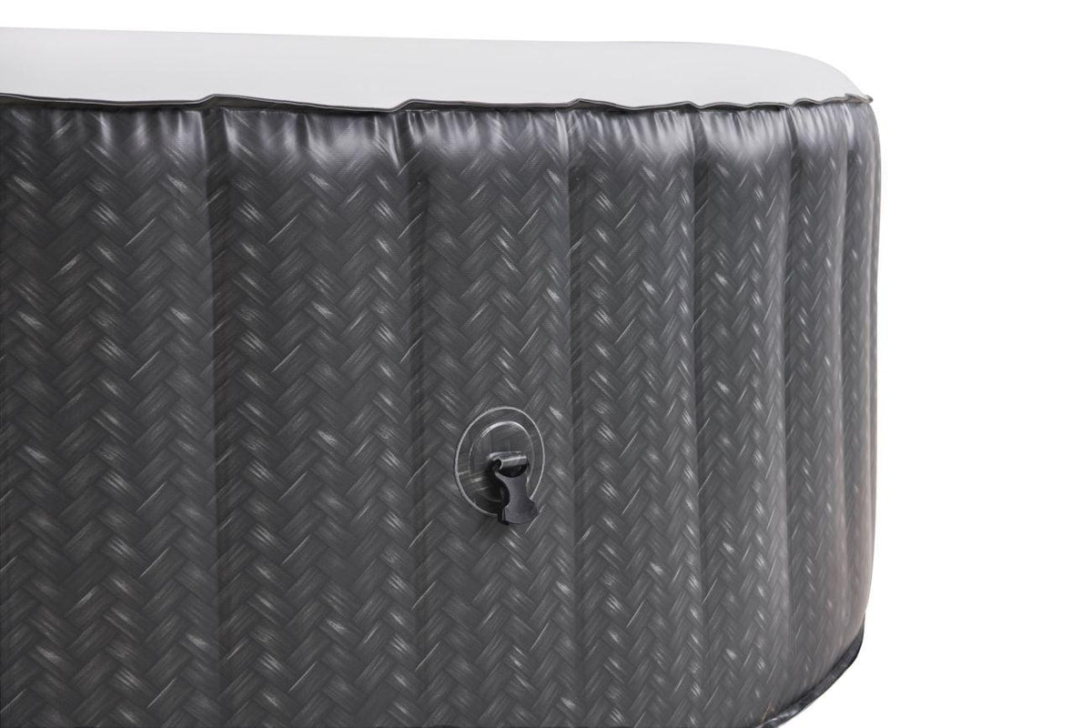 VIKING FITNESS MSpa Ottoman Comfort Series round hot tub with bubble jets, seats for 4-6 people, outdoor spa relaxation.