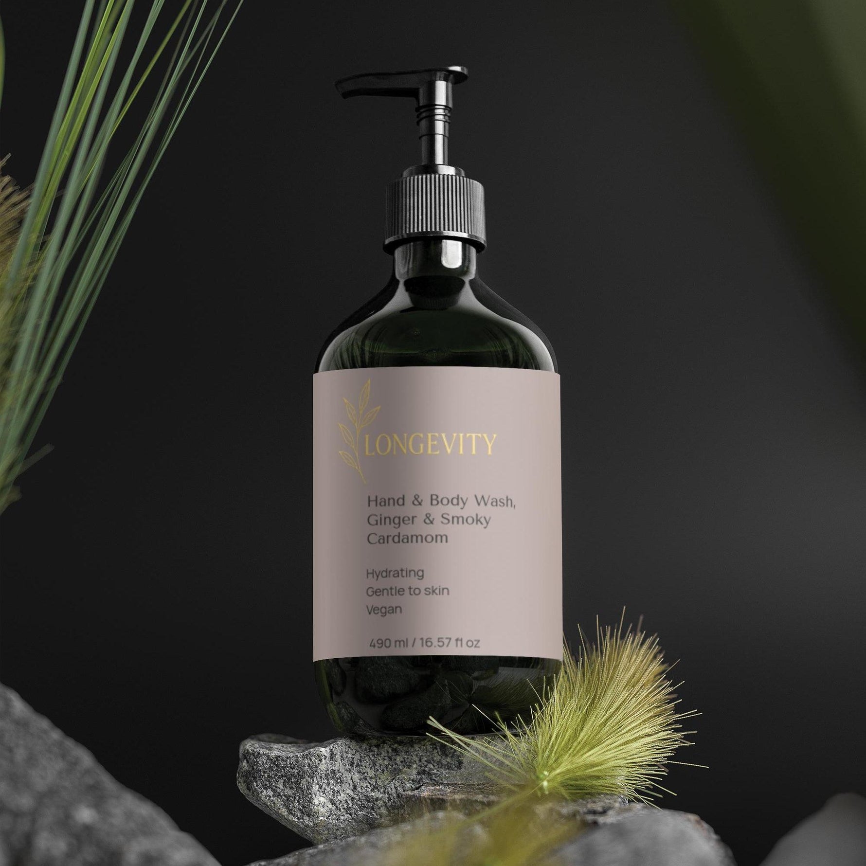 SELNMAED Ginger & Smoky Cardamom hand and body wash bottle, 490ml, with aromatic ginger and smoky cardamom scent visible on label